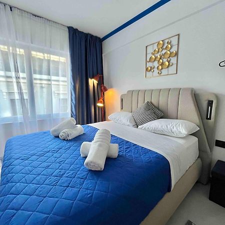 Syntagma Plaka Suite By Zeussuites Athens Exterior photo
